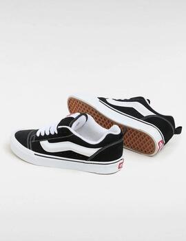 Zapatillas Vans Knu Skool Negra/Blanca unisex