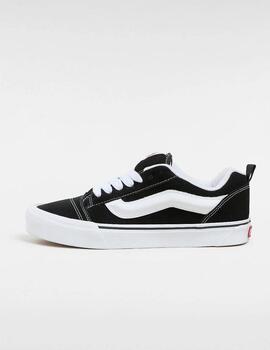 Zapatillas Vans Knu Skool Negra/Blanca unisex